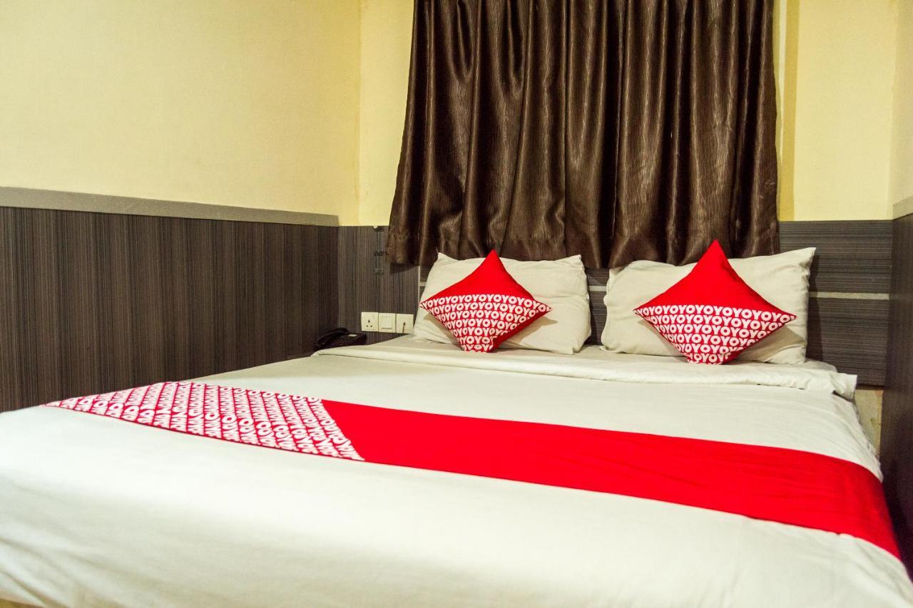Collection O 625 Hotel Golden Gate Batam Exterior foto