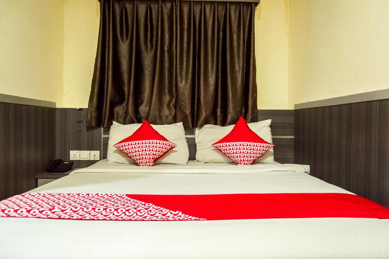 Collection O 625 Hotel Golden Gate Batam Exterior foto