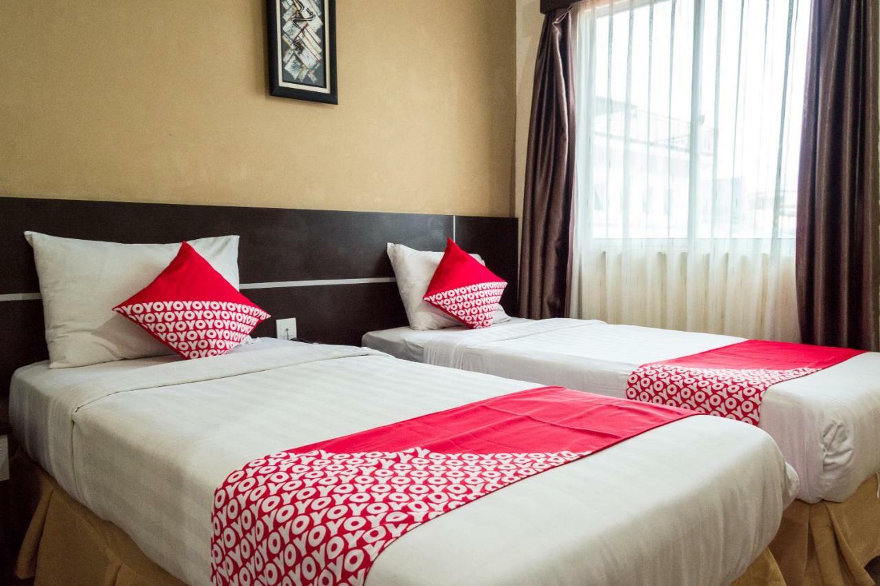 Collection O 625 Hotel Golden Gate Batam Exterior foto